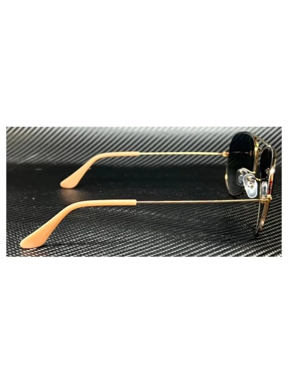 New Ray-Ban Men  Gold Sunglasses  55- 14- 135